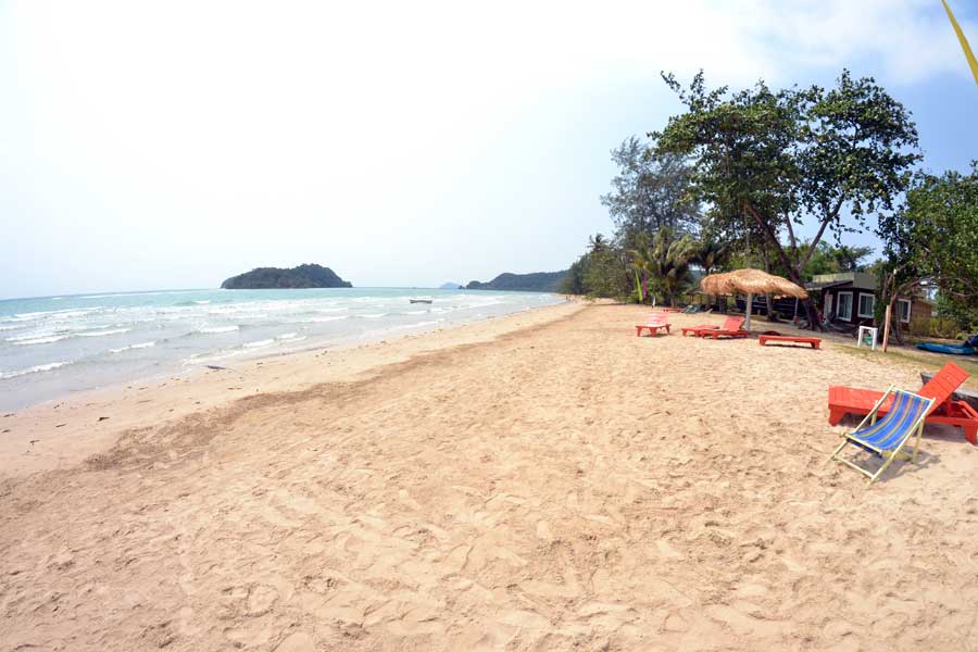 koh-mak-Ao-Kathueng-Beach-strand