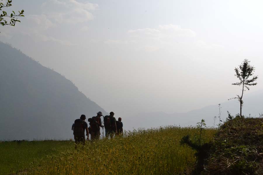 trekking nepal reise backpacker